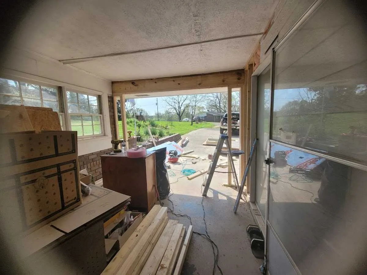 Air movers and dehumidifier for Water Mitigation Services in Roanoke